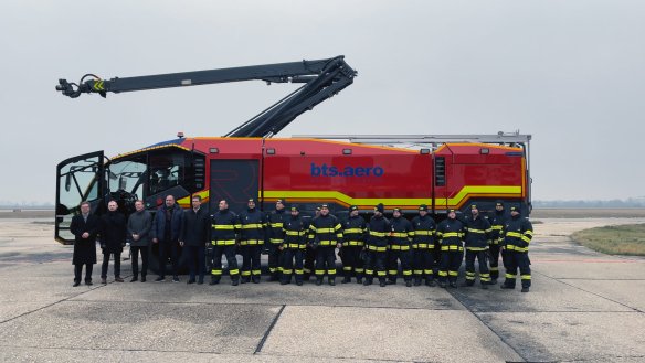 Letisko privítalo nový záchranný a hasičský automobil Panther 6 x 6